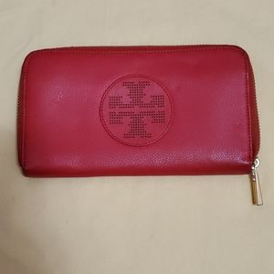 Tory Burch Zip Around Wallet